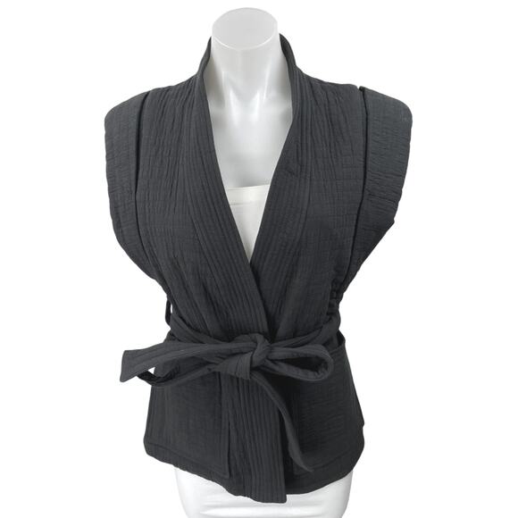H&M Women's Black Sleeveless Belted Pockets Quilted Wrap Tank Top Vest Jacket XS - Picture 1 of 4